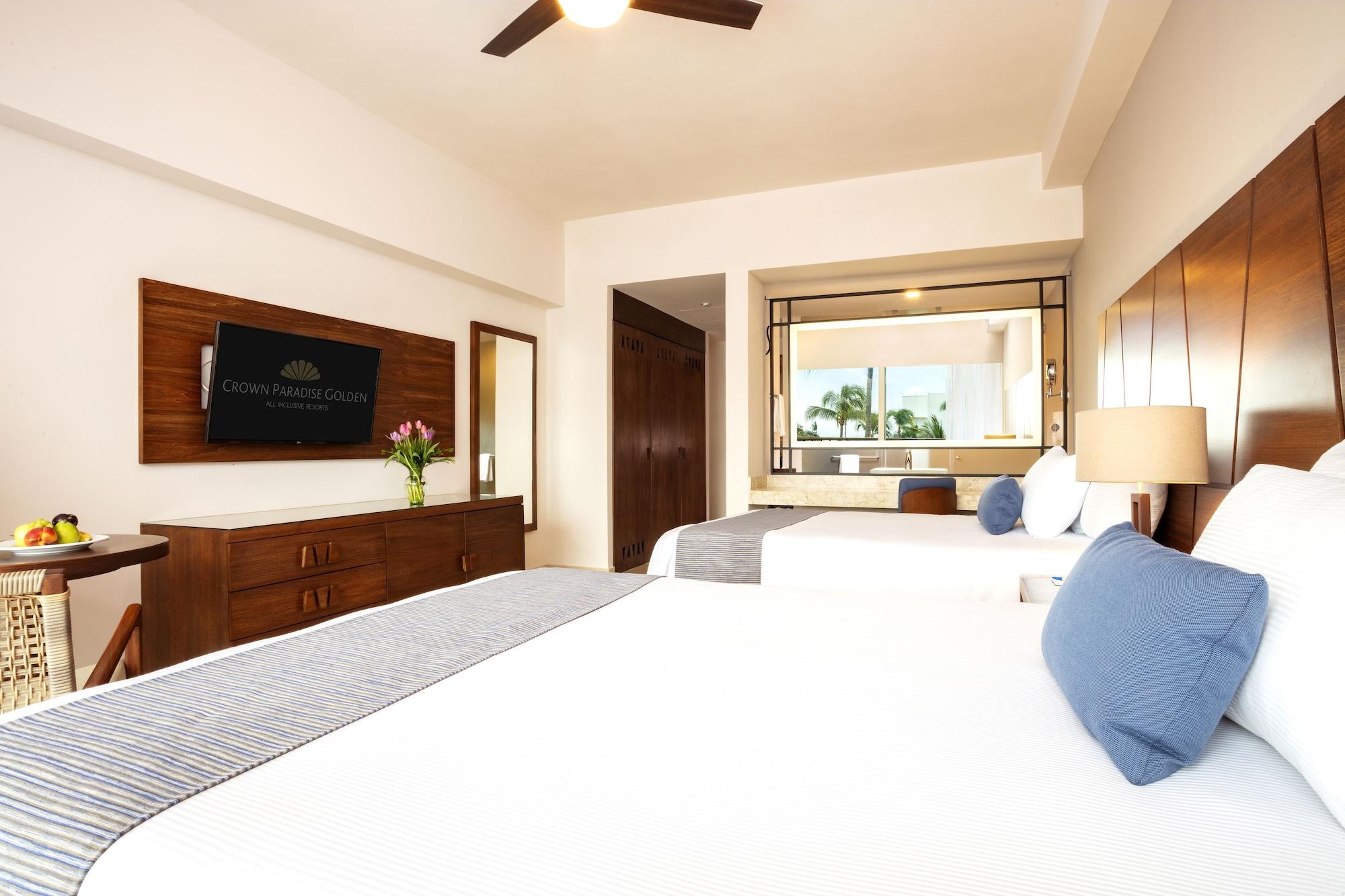 Crown Paradise Golden All Inclusive Resort - Adults Only Puerto Vallarta Exterior photo Deluxe Oceanfront