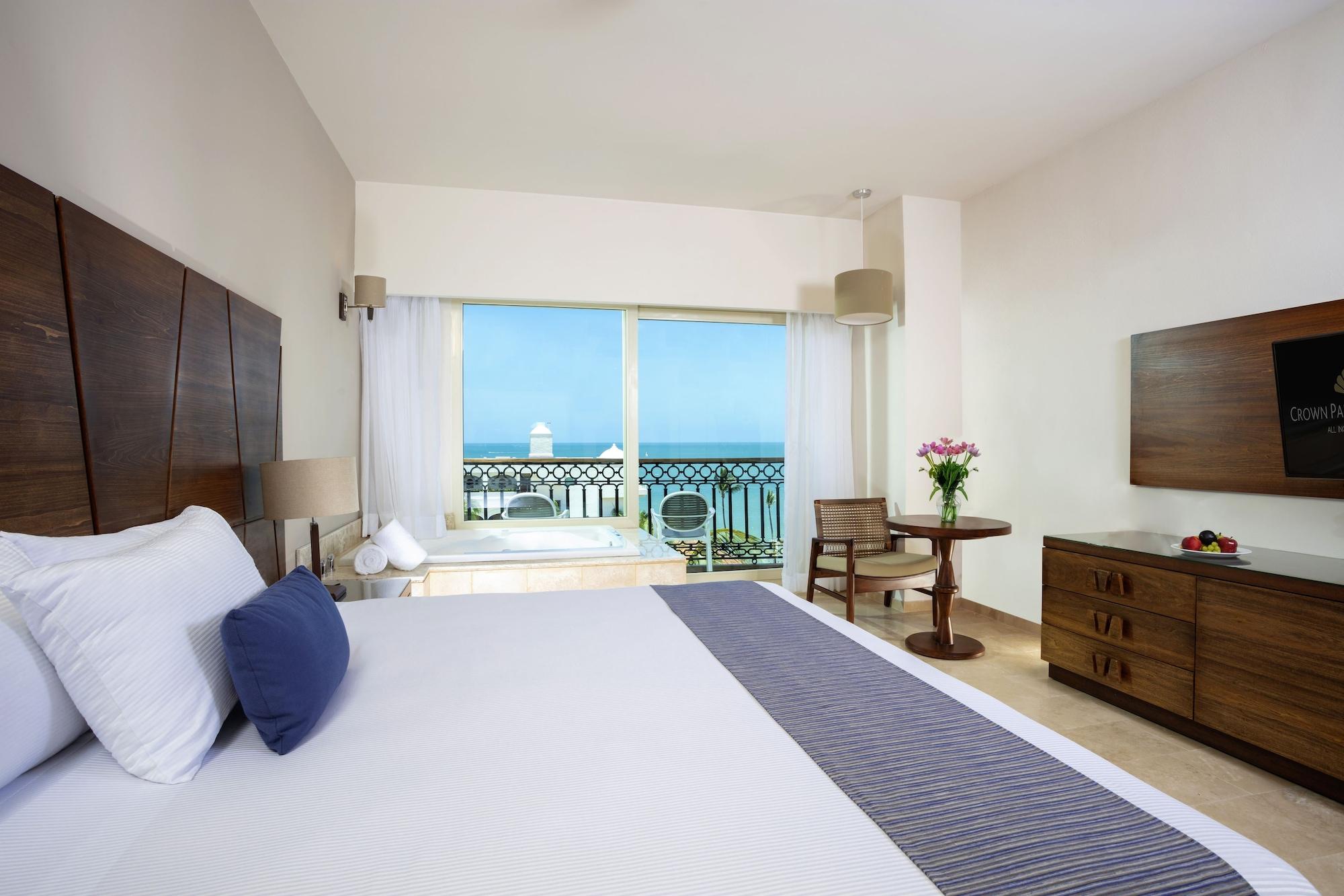 Crown Paradise Golden All Inclusive Resort - Adults Only Puerto Vallarta Exterior photo A room at the Iberostar Grand Hotel at Playa Paraíso