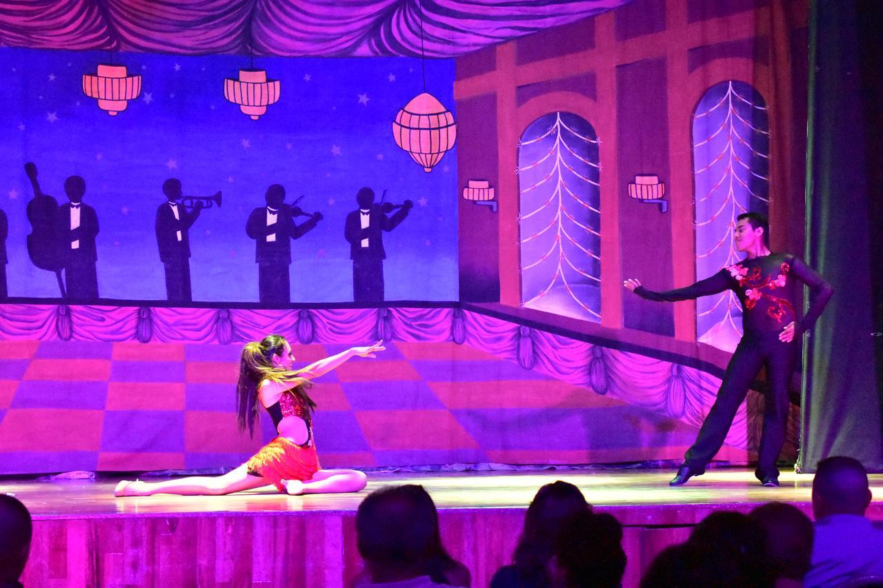 Crown Paradise Golden All Inclusive Resort - Adults Only Puerto Vallarta Exterior photo The Nutcracker, 2015